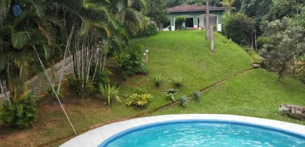Fazenda / Sítio / Chácara com 7 Quartos à venda, 5500m² no Corujas, Guapimirim