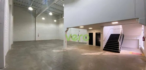 Galpão / Depósito / Armazém para alugar, 274m² no Loteamento Industrial Machadinho, Americana