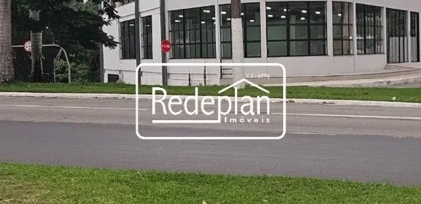 Prédio Inteiro para alugar, 1700m² no Niterói, Volta Redonda