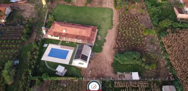 Fazenda / Sítio / Chácara com 3 Quartos à venda, 21767m² no , Sarapuí