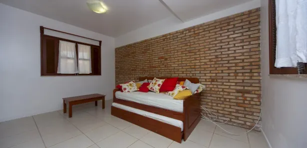 Casa de Condomínio com 4 Quartos para alugar, 110m² no Loteamento Sol Nascente, Aquiraz
