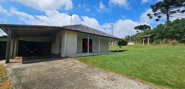 Fazenda / Sítio / Chácara com 3 Quartos à venda, 120m² no Área Rural de Araucária, Araucária