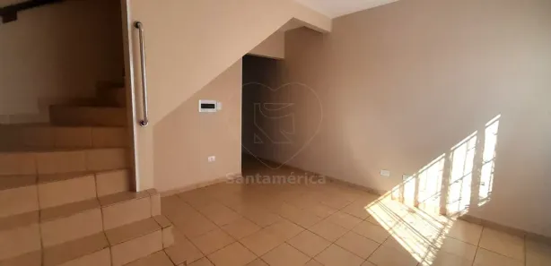 Casa com 2 Quartos para alugar, 75m² no Ouro Verde, Londrina