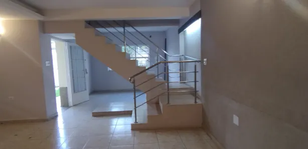 Sobrado com 3 Quartos para alugar, 170m² no Centro, São Roque