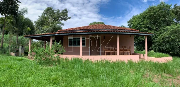 Fazenda / Sítio / Chácara com 5 Quartos à venda, 120m² no Machados, Araraquara