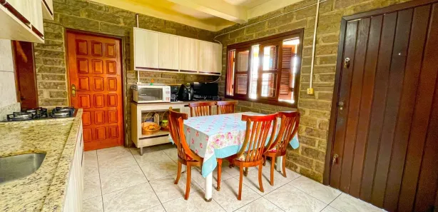Casa com 2 Quartos à venda, 159m² no Cristo Rei, São Leopoldo