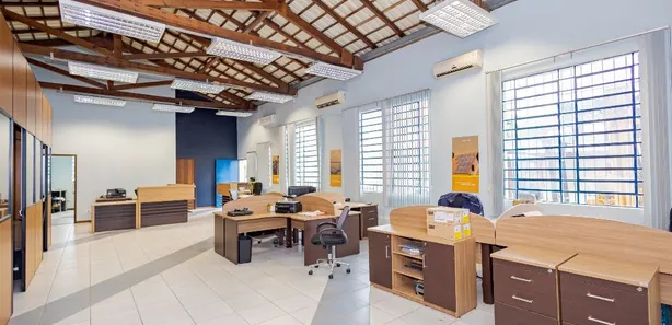 Galpão / Depósito / Armazém à venda, 825m² no Parolin, Curitiba