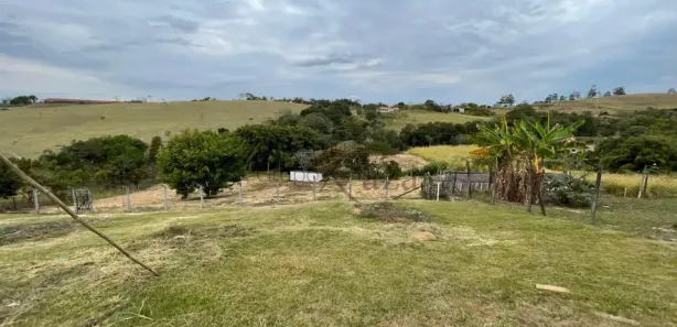 Fazenda / Sítio / Chácara com 4 Quartos para alugar, 373m² no Chácaras Rurais Guararema, Jacareí