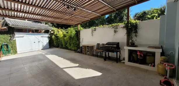 Casa com 4 Quartos à venda, 200m² no Castelanea, Petrópolis