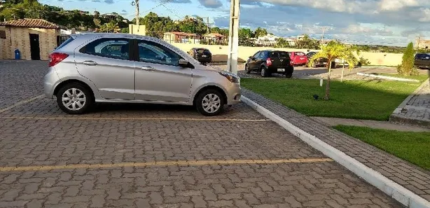 Apartamento com 3 Quartos à venda, 60m² no Loteamento Montenegro, Camaçari