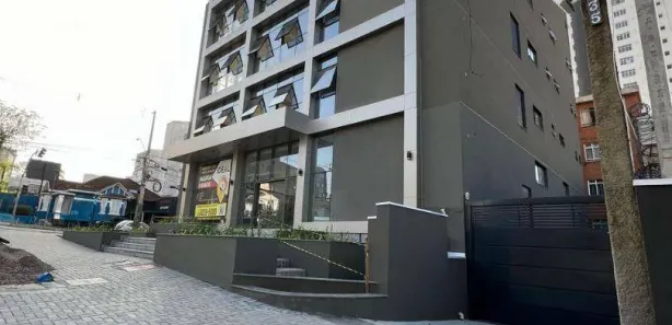 Prédio Inteiro para venda ou aluguel, 2139m² no Tarumã, Curitiba