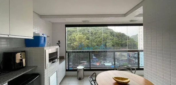 Apartamento com 3 Quartos para alugar, 112m² no Pitangueiras, Guarujá