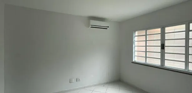 Loja / Salão / Ponto Comercial para alugar, 24m² no Centro, Itaguaí