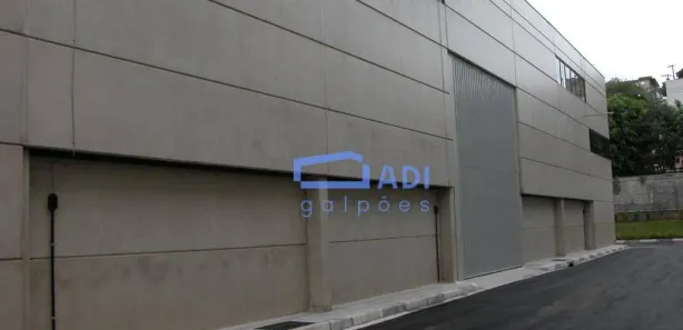 Galpão / Depósito / Armazém para alugar, 1583m² no Quitaúna, Osasco