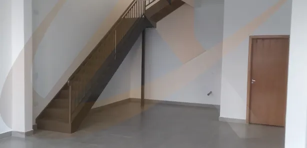 Loja / Salão / Ponto Comercial para alugar, 110m² no Centro, Arapongas