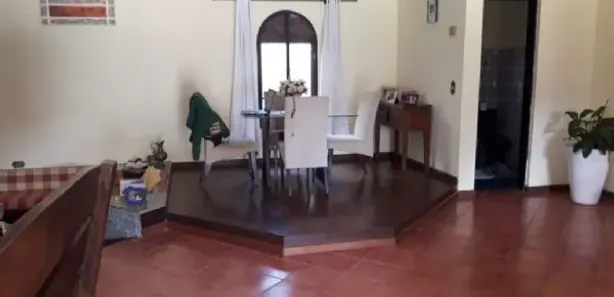 Casa de Condomínio com 5 Quartos para alugar, 200m² no Saboó, São Roque