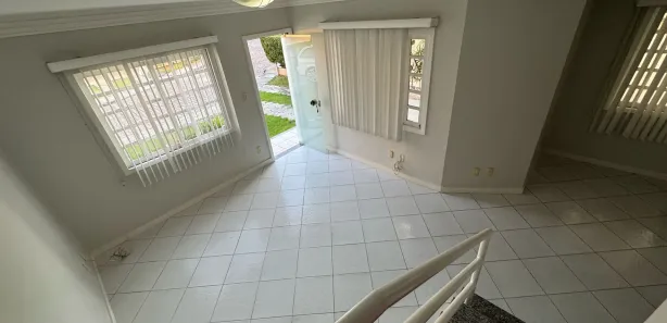Casa de Condomínio com 3 Quartos à venda, 136m² no Santa Mônica, Feira de Santana