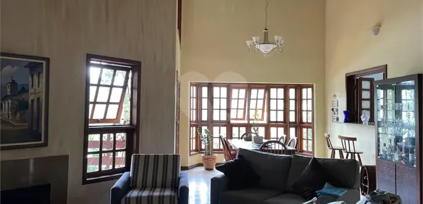 Casa de Condomínio com 3 Quartos para venda ou aluguel, 277m² no Caraguatá, Mairiporã