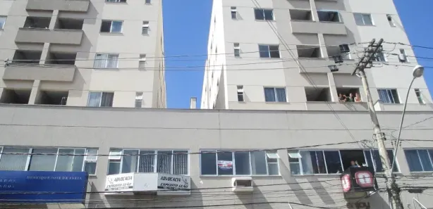 Conjunto Comercial / Sala para alugar, 75m² no Centro, Viçosa