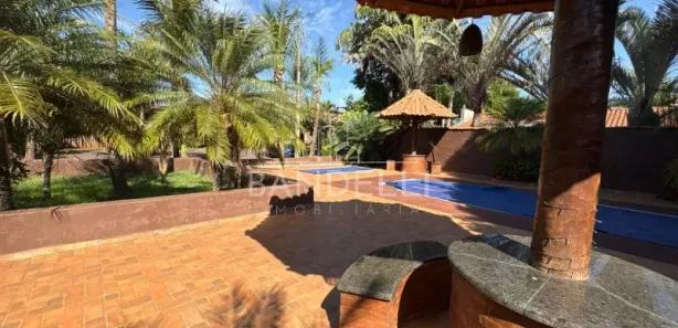 Fazenda / Sítio / Chácara com 7 Quartos à venda, 925m² no Jardim Arco-Íris, Araraquara
