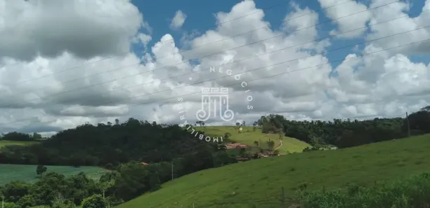 Fazenda / Sítio / Chácara à venda, 8000m² no Leitão, Louveira
