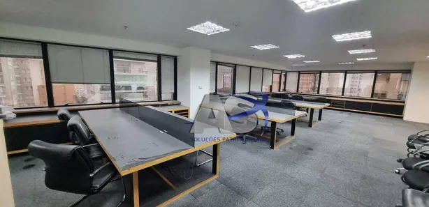 Conjunto Comercial / Sala para alugar, 150m² no Vila Nova Conceição, São Paulo
