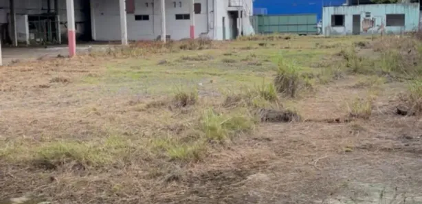 Galpão / Depósito / Armazém à venda, 3200m² no Pólo de Apoio, Camaçari