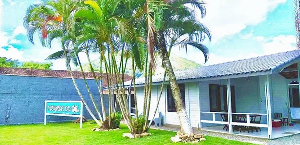 Hotel / Motel / Pousada com 8 Quartos à venda, 520m² no Camburi, São Sebastião