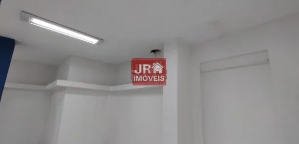 Loja / Salão / Ponto Comercial com 1 Quarto para alugar, 150m² no Santo Antônio, Recife