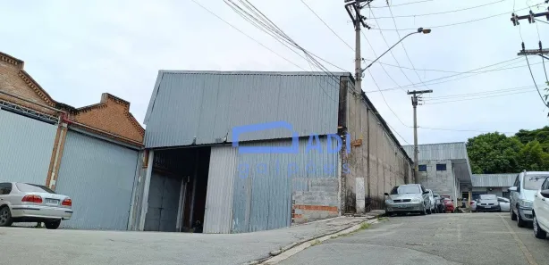 Galpão / Depósito / Armazém para venda ou aluguel, 3900m² no Vila Sul Americana, Carapicuíba