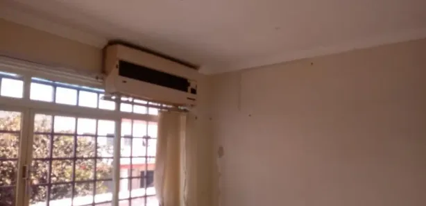 Conjunto Comercial / Sala à venda, 30m² no Park Way, Brasília