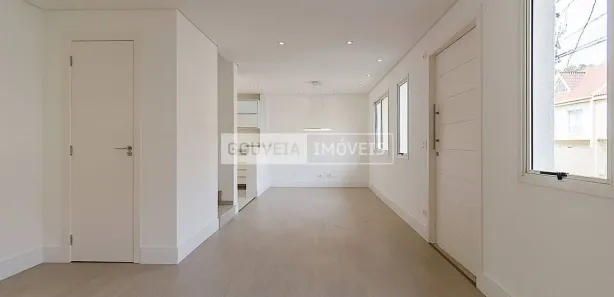 Sobrado com 3 Quartos à venda, 125m² no Barreirinha, Curitiba