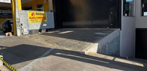 Loja / Salão / Ponto Comercial para alugar, 317m² no Jardim Galetto, Itatiba
