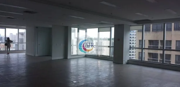 Conjunto Comercial / Sala para alugar, 212m² no Vila Olímpia, São Paulo