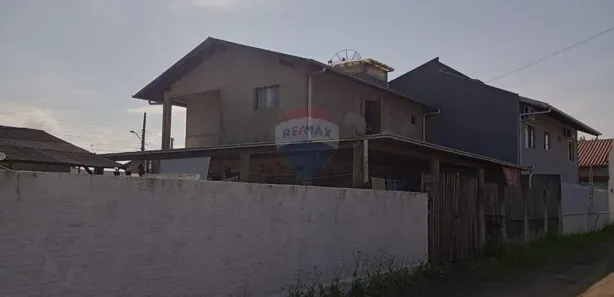 Sobrado com 2 Quartos à venda, 160m² no Armação, Penha