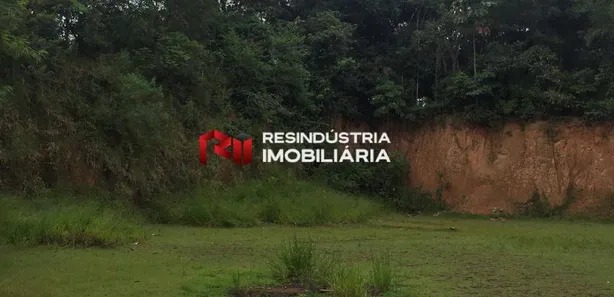 Galpão / Depósito / Armazém à venda, 2400m² no , Araçariguama
