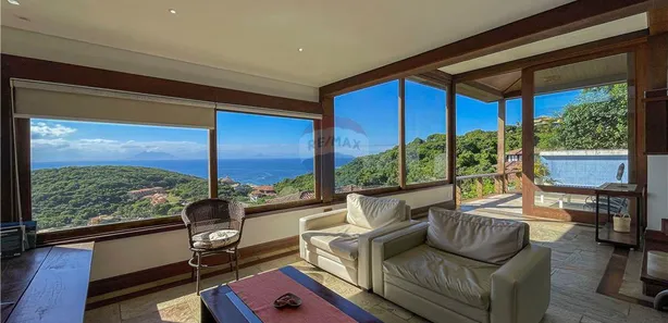 Casa de Condomínio com 5 Quartos à venda, 196m² no Village de Búzios, Armação dos Búzios