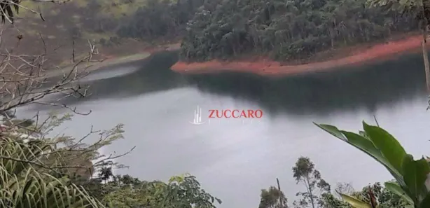 Fazenda / Sítio / Chácara com 3 Quartos à venda, 192m² no Canto das Águas, Igaratá