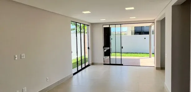 Sobrado com 3 Quartos à venda, 200m² no Jardins Porto, Senador Canedo