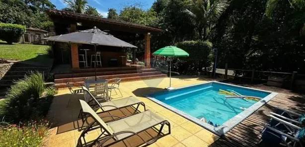 Fazenda / Sítio / Chácara com 3 Quartos à venda, 22000m² no Granja dos Cavaleiros, Macaé