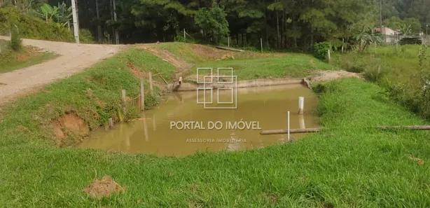 Terreno / Lote / Condomínio à venda, 600m² no , Campina Grande do Sul