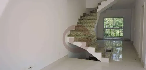 Casa de Condomínio com 4 Quartos à venda, 378m² no Chácara do Refúgio, Carapicuíba