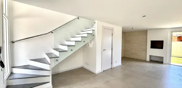 Casa de Condomínio com 3 Quartos à venda, 154m² no Diácono João Luiz Pozzobon, Santa Maria