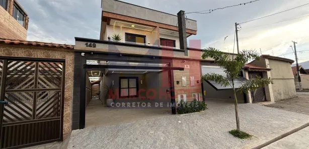 Sobrado com 3 Quartos à venda, 138m² no Maracanã, Praia Grande
