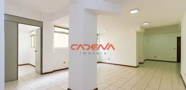 Conjunto Comercial / Sala para alugar, 50m² no Bacacheri, Curitiba