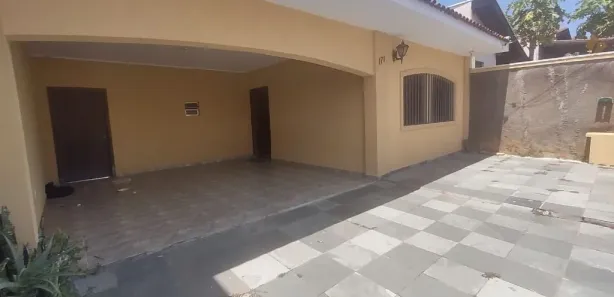 Casa com 3 Quartos para alugar, 140m² no Parque São Jorge, Campinas