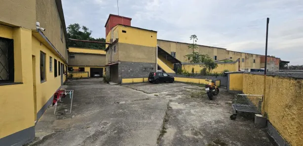 Casa com 2 Quartos à venda, 80m² no Comendador Soares, Nova Iguaçu