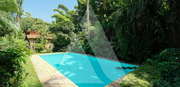 Casa de Vila com 4 Quartos à venda, 420m² no Jardim Luzitânia, São Paulo