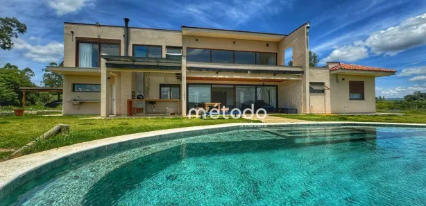 Fazenda / Sítio / Chácara com 4 Quartos à venda, 360m² no Parque Agrinco, Guararema