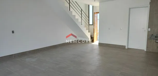 Sobrado com 3 Quartos à venda, 89m² no Conjunto Habitacional José Barnet Y Vives, Atibaia